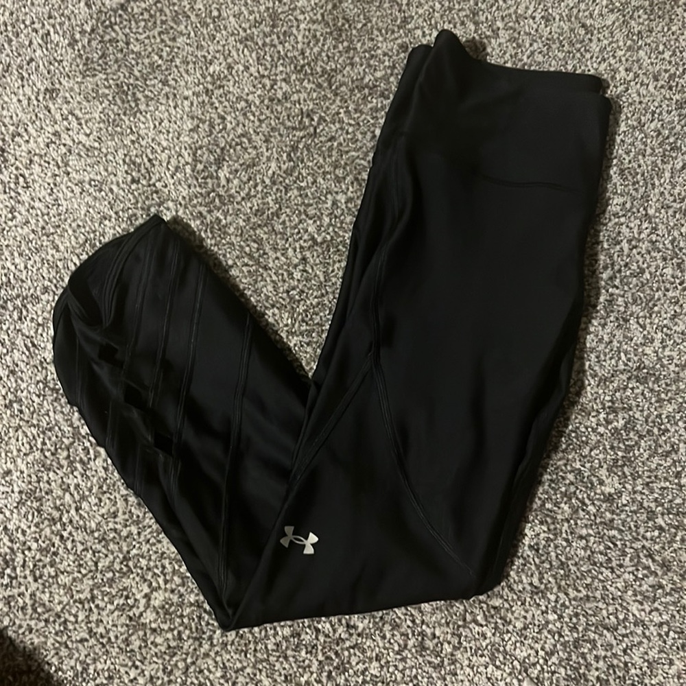 Black leggings